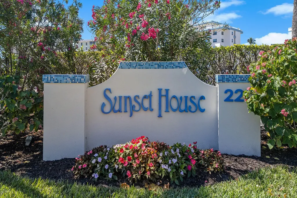 220 Seaview Court Marco Island FL 34145