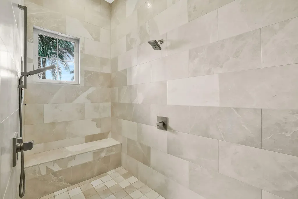 689 Pelican Court Marco Island FL 34145