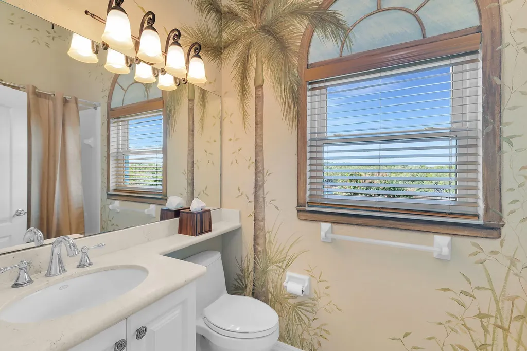 162 Newport Drive Naples FL 34114