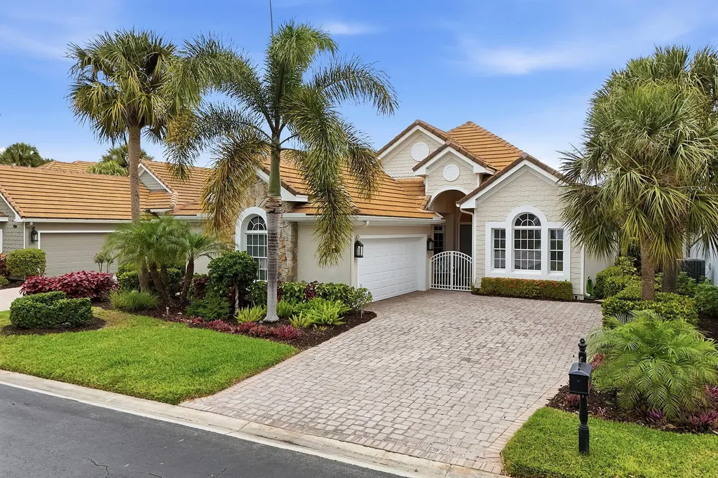 8425 Mallards Way Naples FL 34114