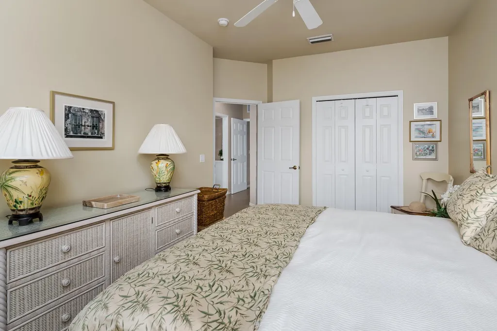 3989 Bishopwood Court W Naples FL 34114