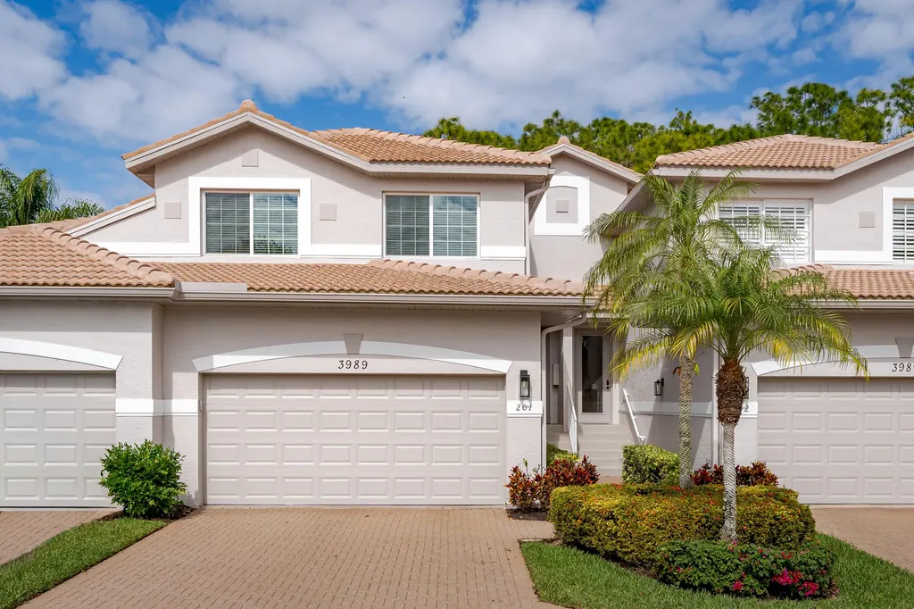 3989 Bishopwood Court W Naples FL 34114