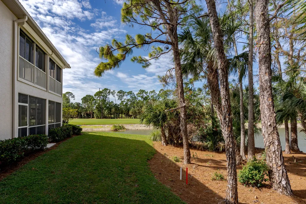 3989 Bishopwood Court W Naples FL 34114