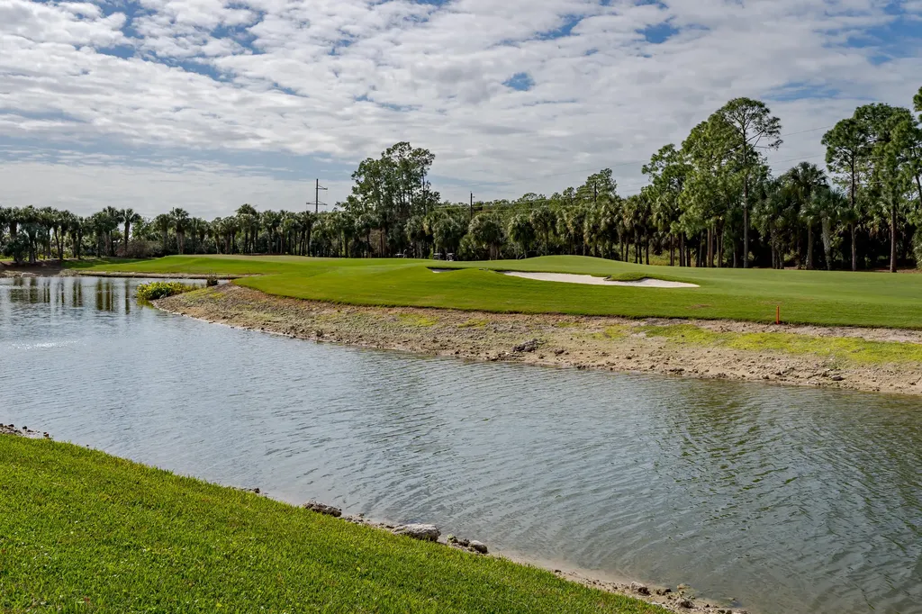 3989 Bishopwood Court W Naples FL 34114