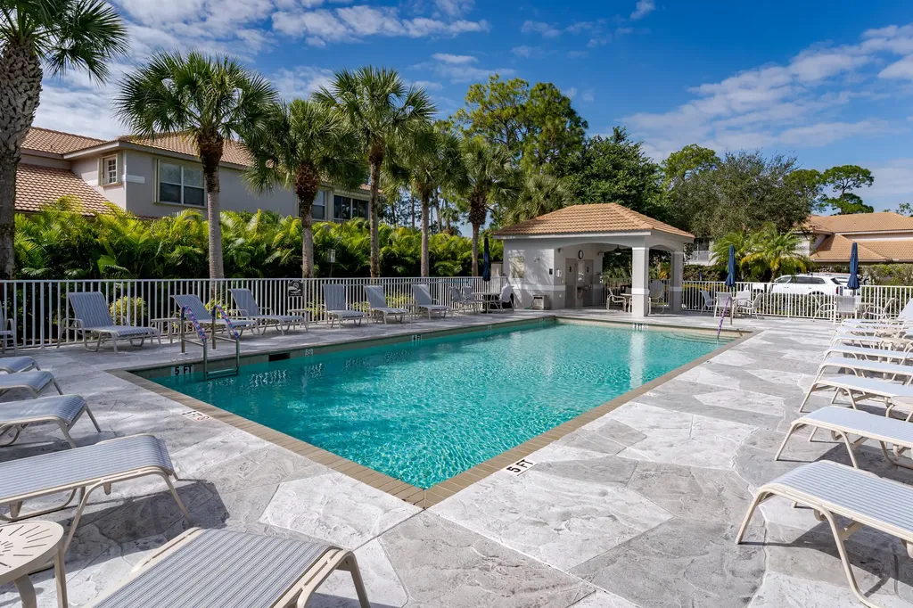 3989 Bishopwood Court W Naples FL 34114