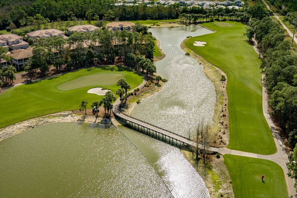 3989 Bishopwood Court W Naples FL 34114