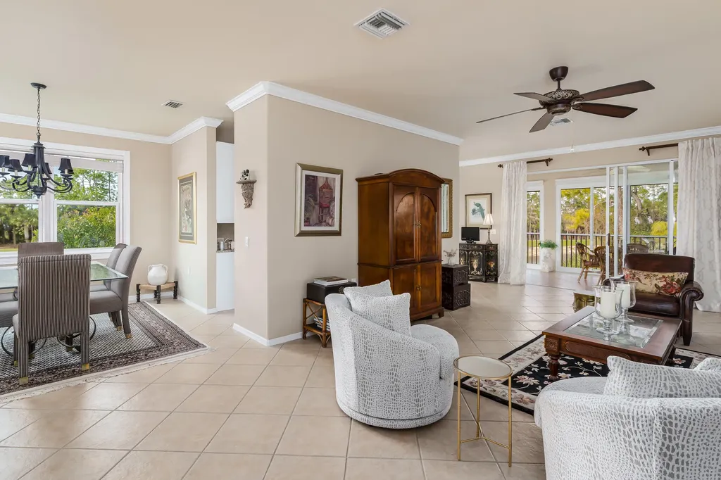 3989 Bishopwood Court W Naples FL 34114