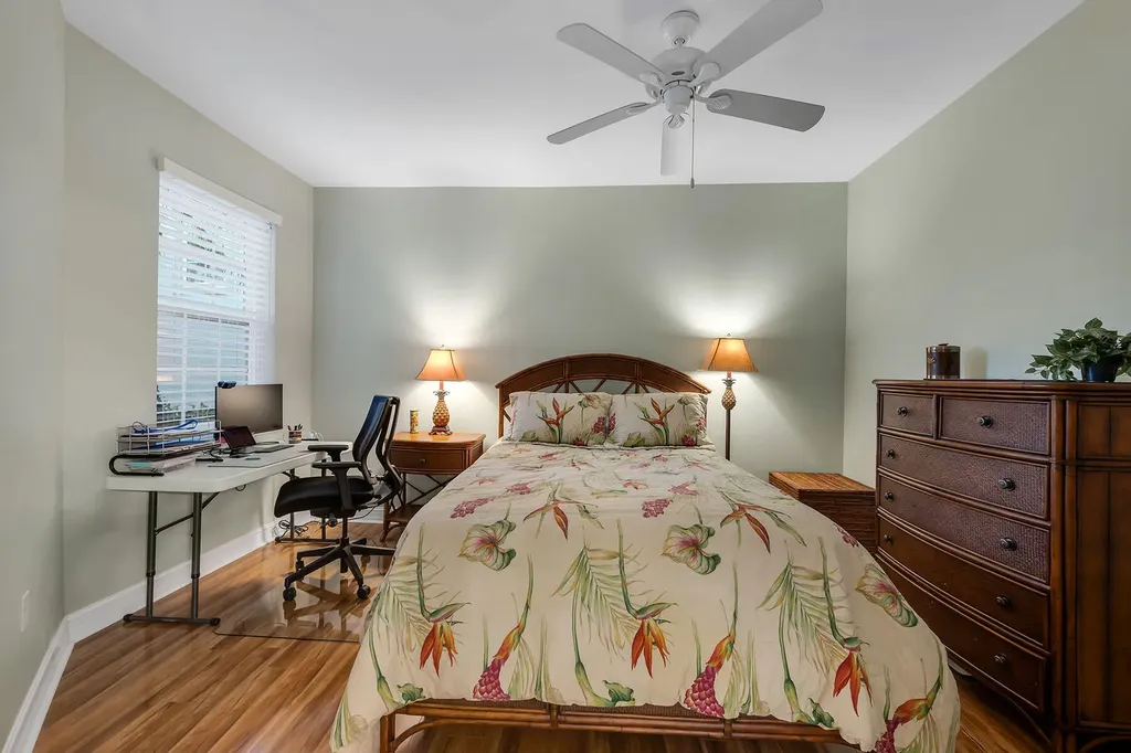 1285 Rialto Way Naples FL 34114