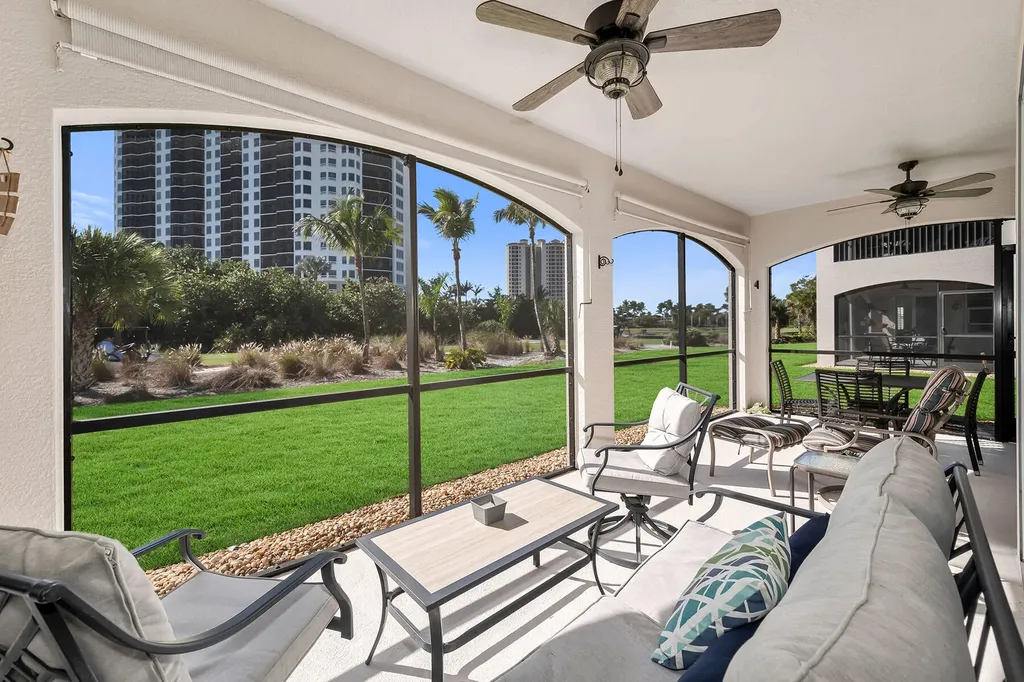 1285 Rialto Way Naples FL 34114