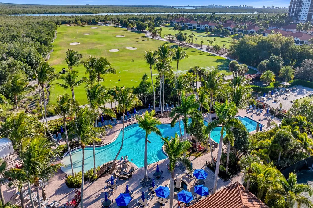 1285 Rialto Way Naples FL 34114