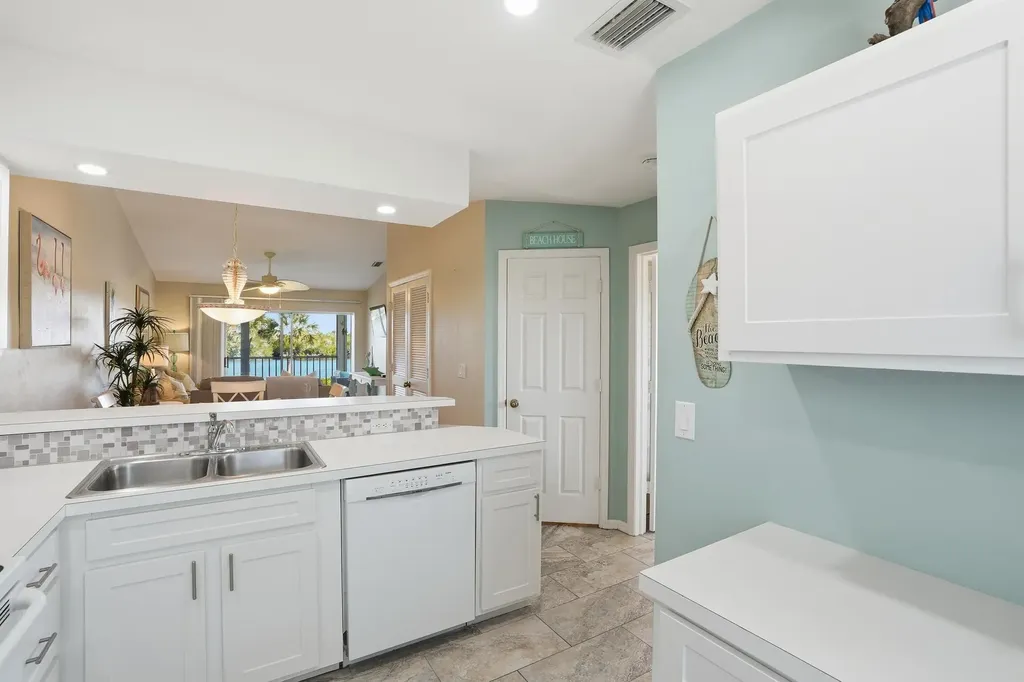 1175 Mainsail Drive Naples FL 34114