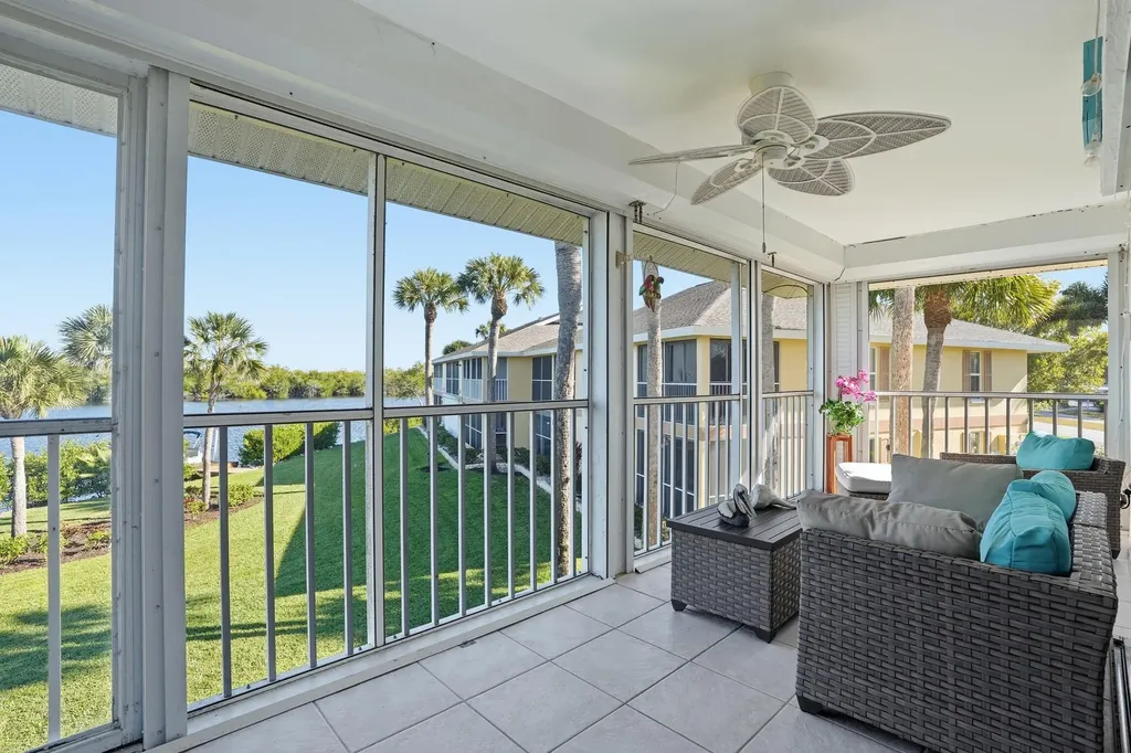 1175 Mainsail Drive Naples FL 34114