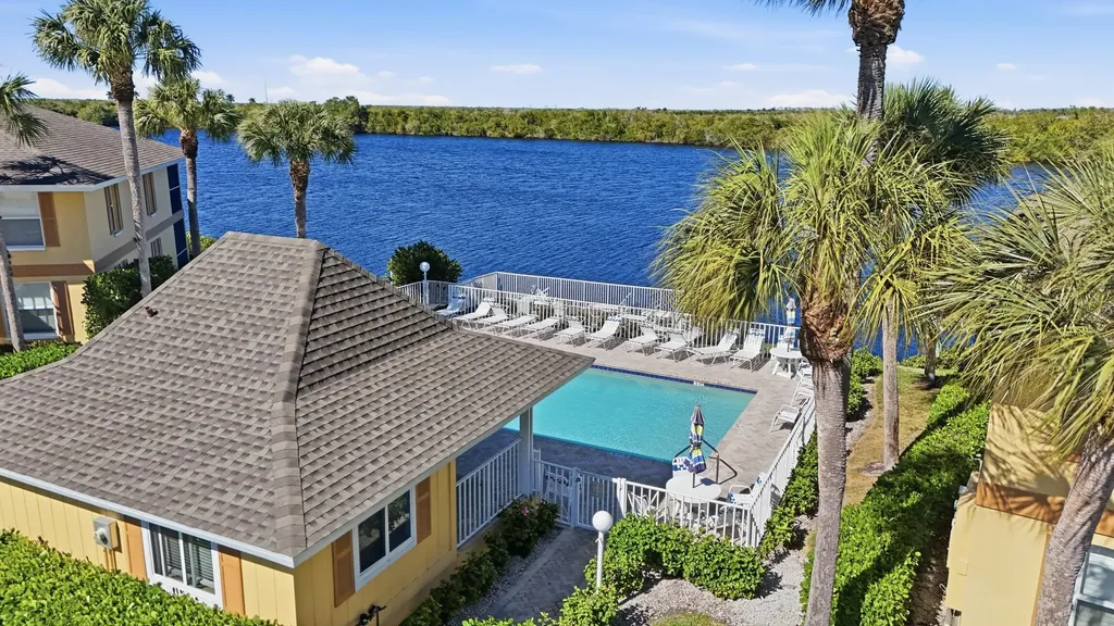 1175 Mainsail Drive Naples FL 34114