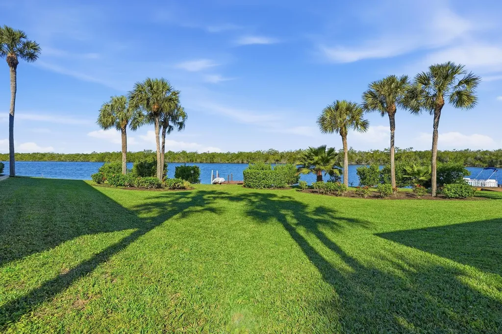 1175 Mainsail Drive Naples FL 34114