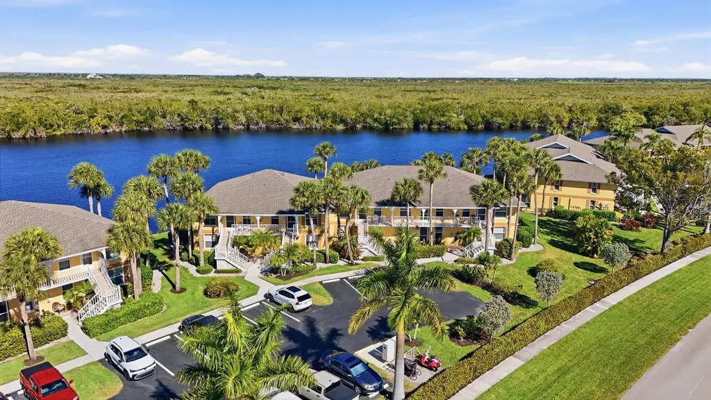 1175 Mainsail Drive Naples FL 34114