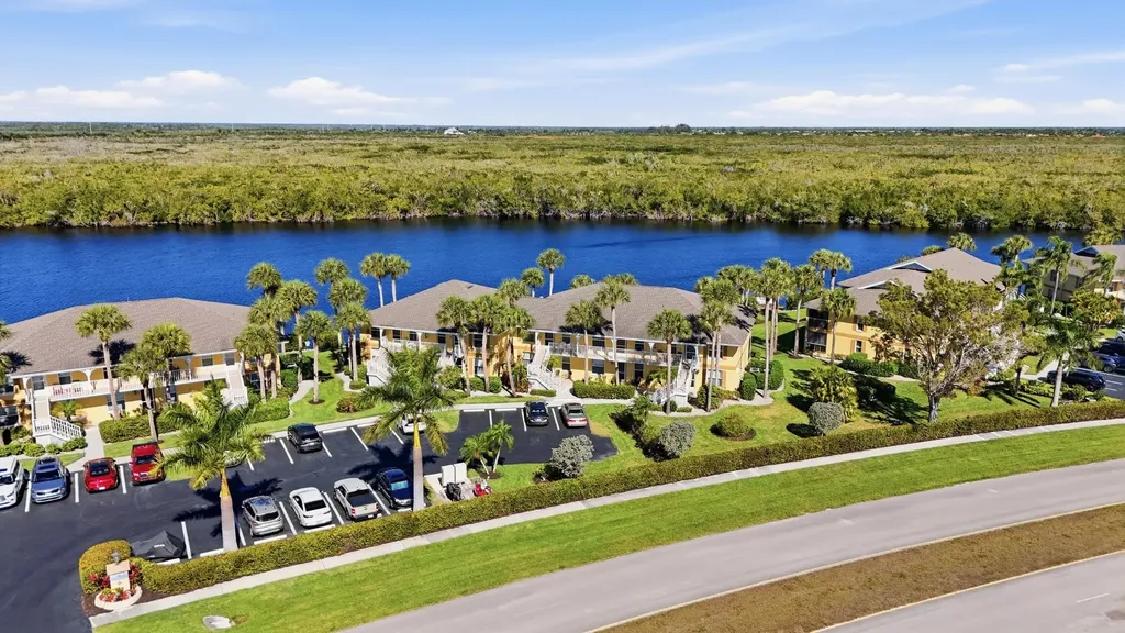 1175 Mainsail Drive Naples FL 34114