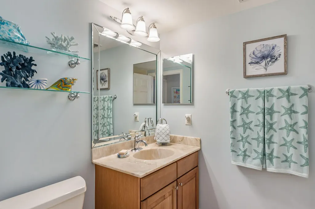 2012 Tarpon Bay Drive N Naples FL 34119