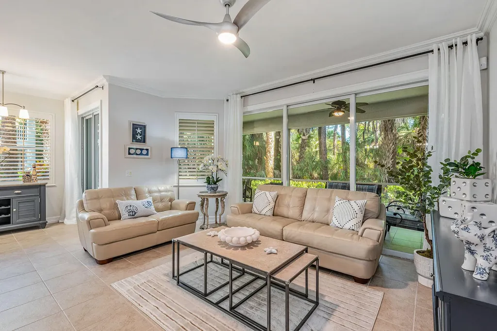 2012 Tarpon Bay Drive N Naples FL 34119