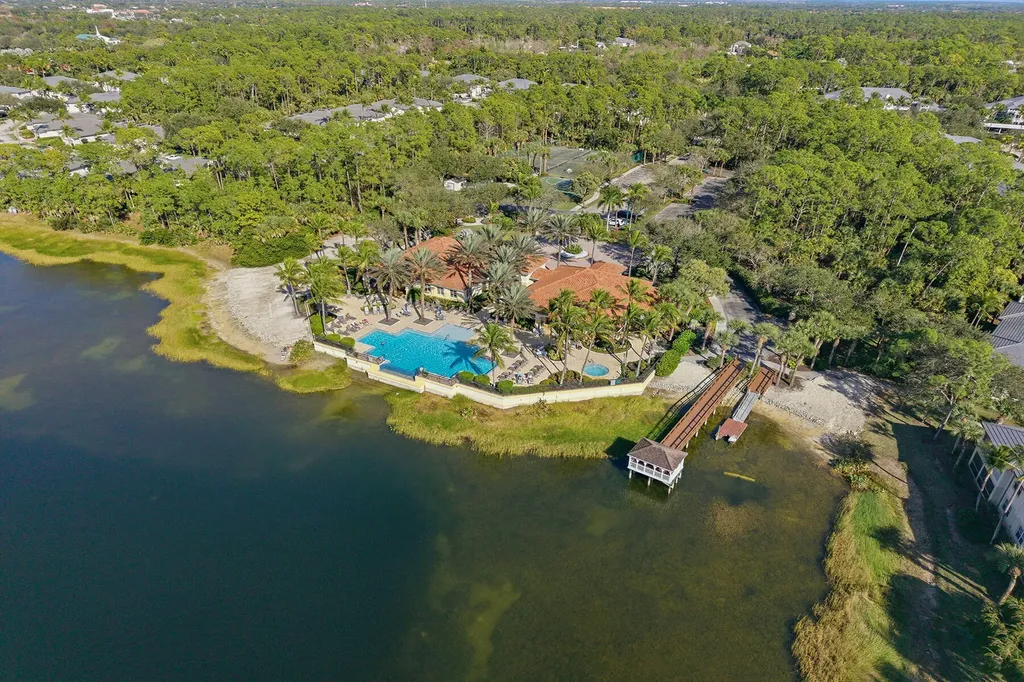 2012 Tarpon Bay Drive N Naples FL 34119