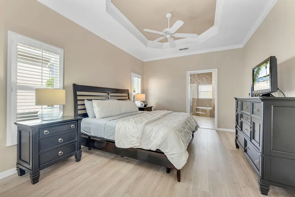 104 Glen Eagle Circle Naples FL 34104