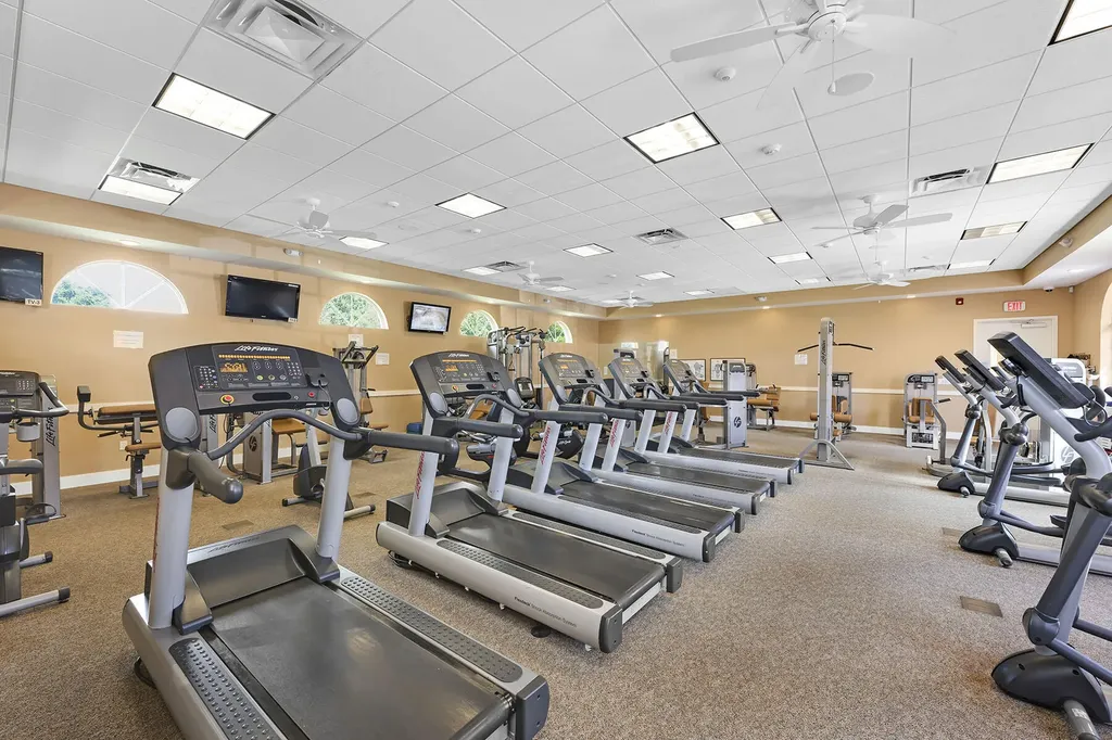 104 Glen Eagle Circle Naples FL 34104