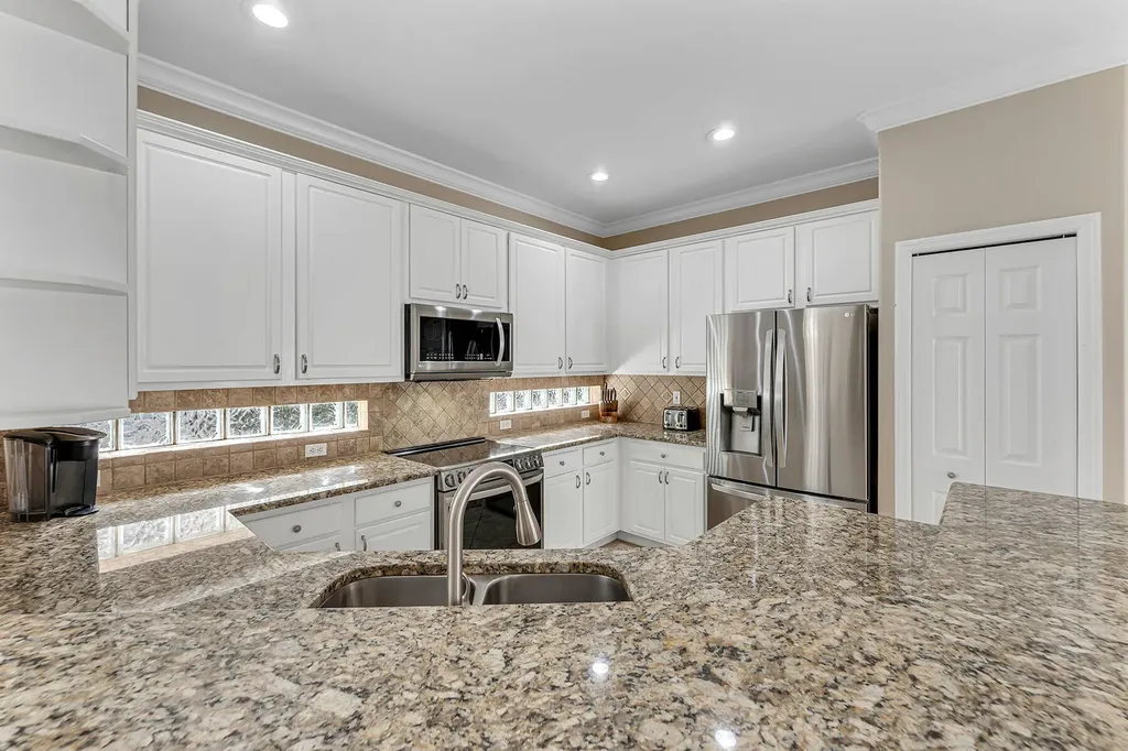 104 Glen Eagle Circle Naples FL 34104