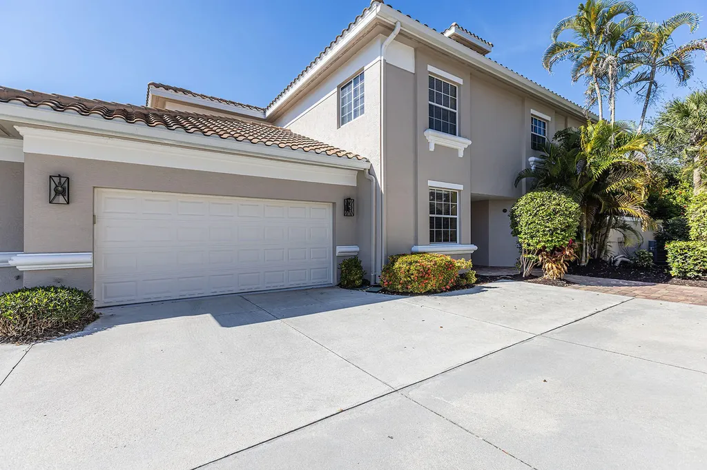 3985 Deer Crossing Naples FL 34114
