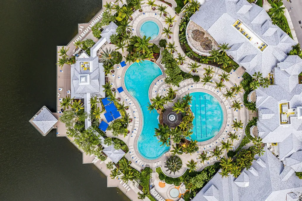 3985 Deer Crossing Naples FL 34114