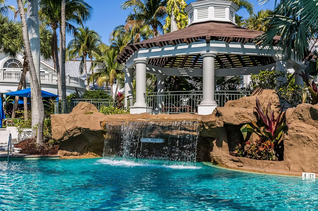 3985 Deer Crossing Naples FL 34114