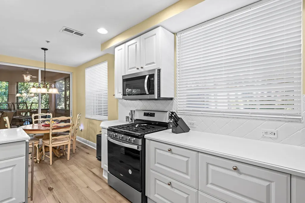 3985 Deer Crossing Naples FL 34114