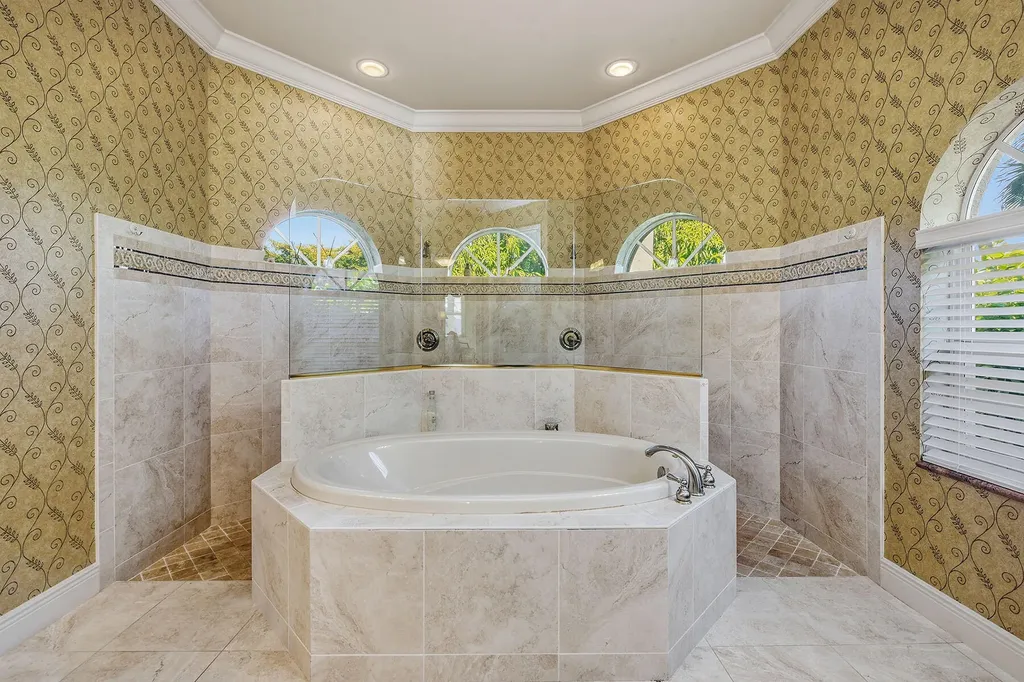 288 Bald Eagle Drive Marco Island FL 34145