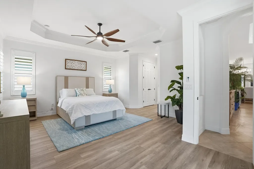 3022 Aviamar Circle Naples FL 34114