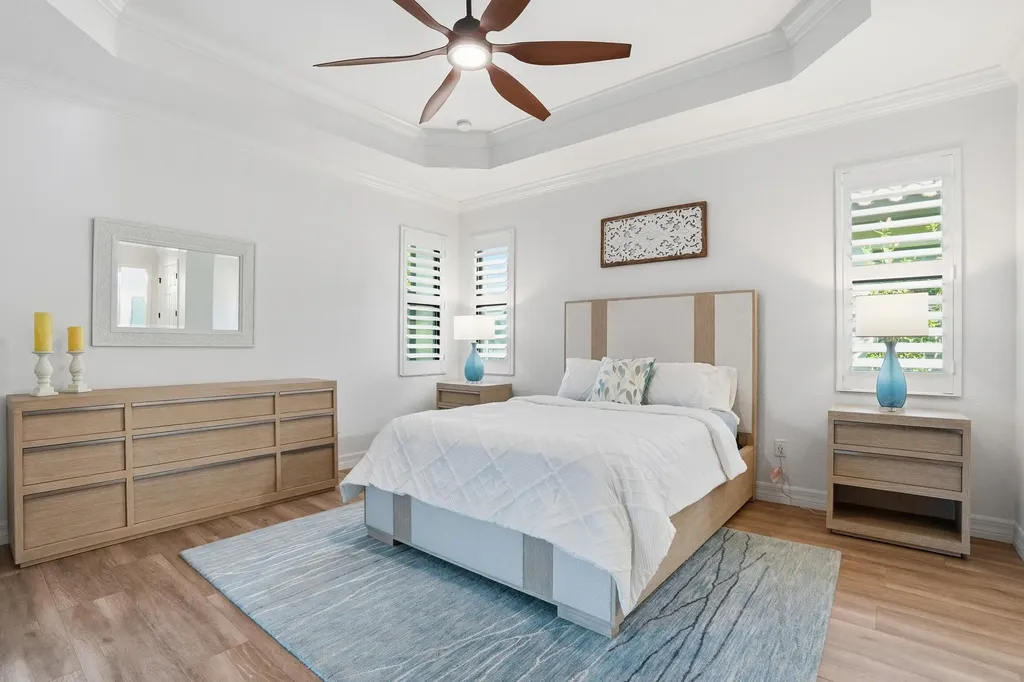 3022 Aviamar Circle Naples FL 34114