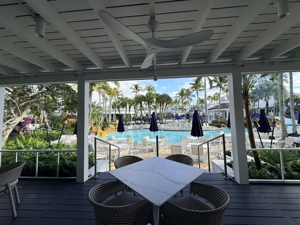 3022 Aviamar Circle Naples FL 34114