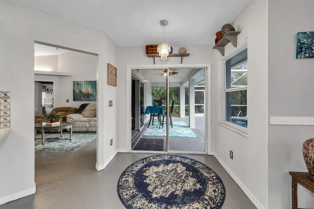 220 37th Avenue NE Naples FL 34120