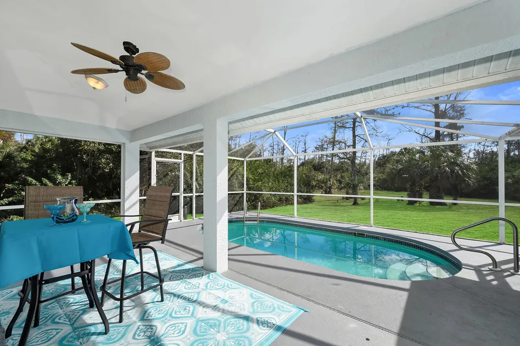 220 37th Avenue NE Naples FL 34120