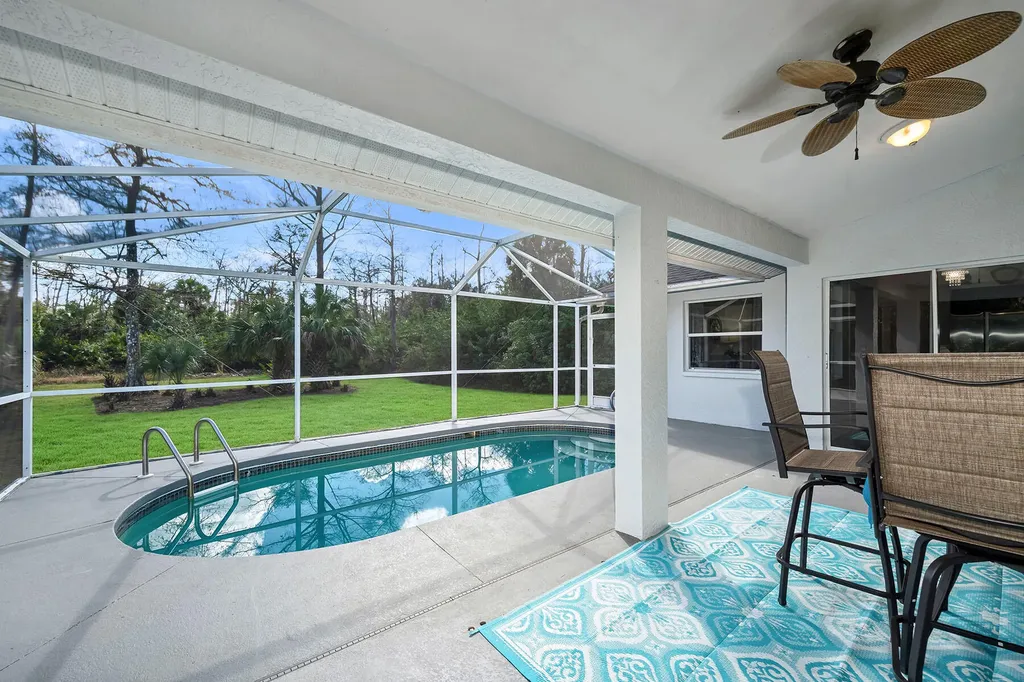 220 37th Avenue NE Naples FL 34120