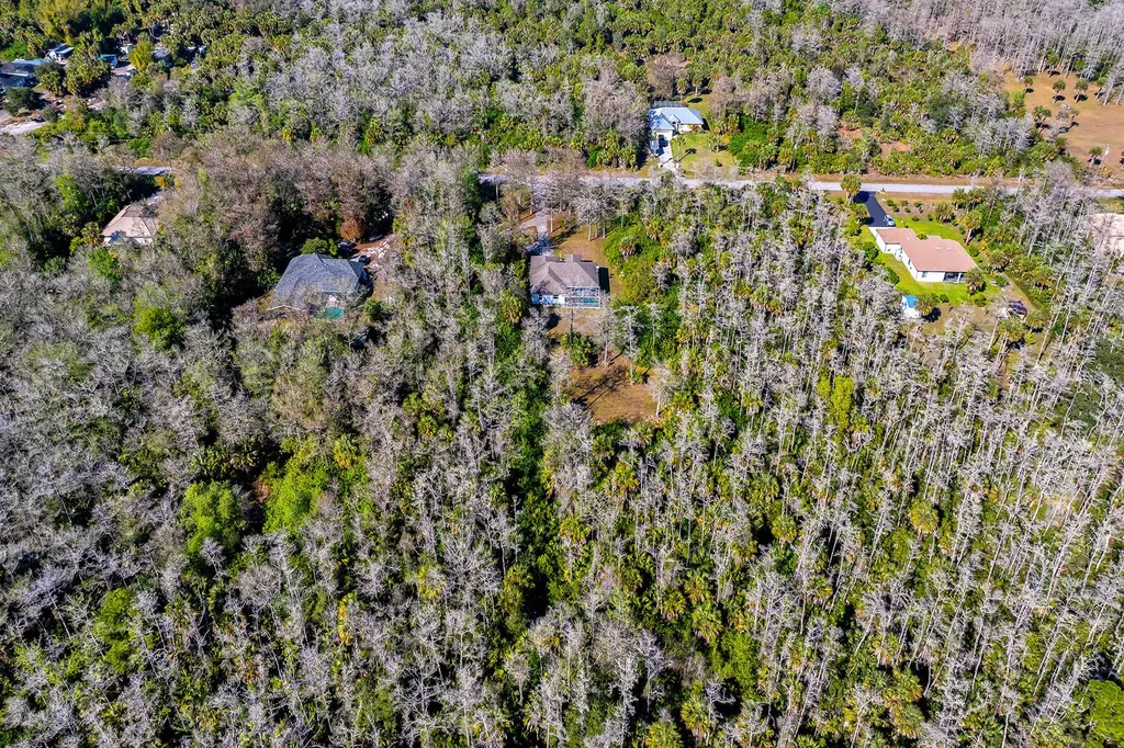 220 37th Avenue NE Naples FL 34120