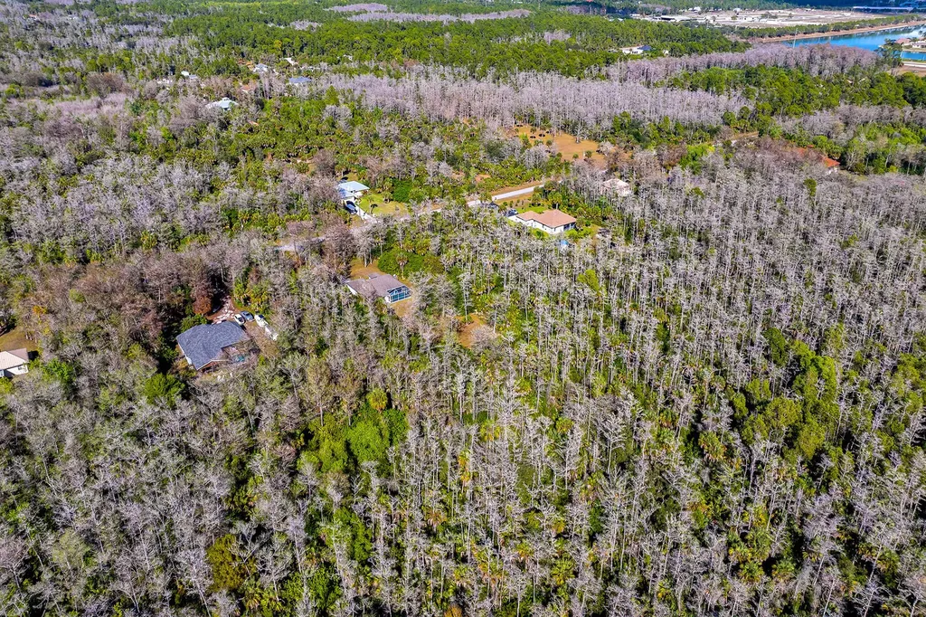 220 37th Avenue NE Naples FL 34120