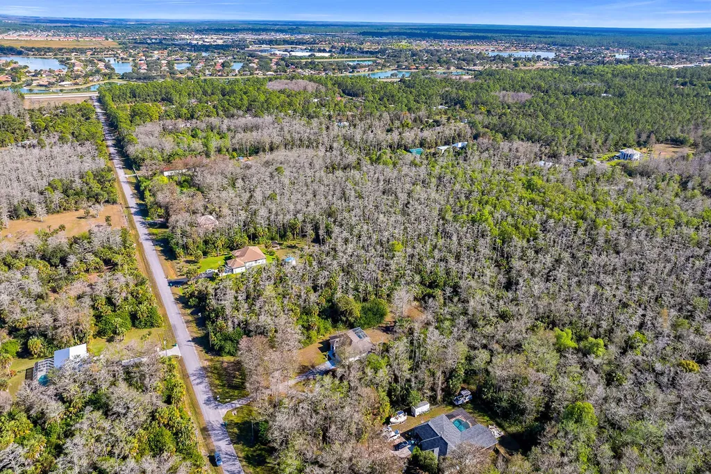 220 37th Avenue NE Naples FL 34120