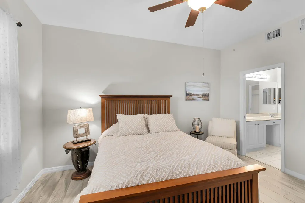 4685 Hawks Nest Way Naples FL 34114