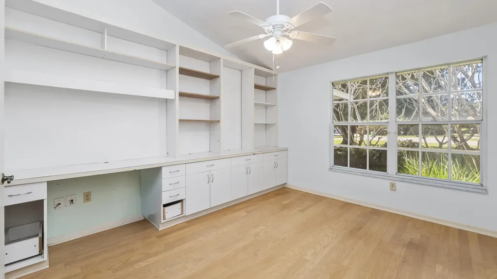 60 Brampton Lane Naples FL 34104