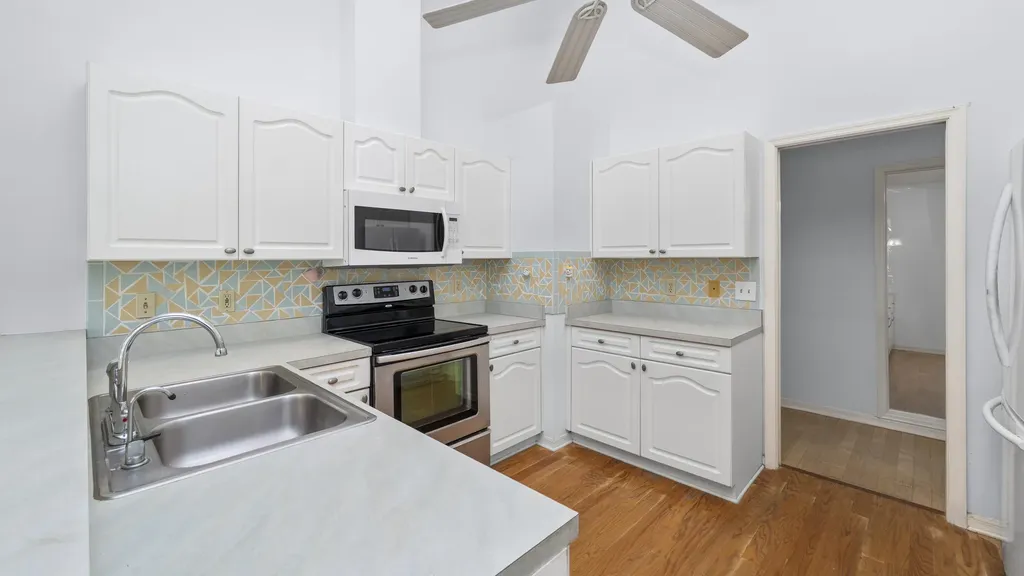 60 Brampton Lane Naples FL 34104