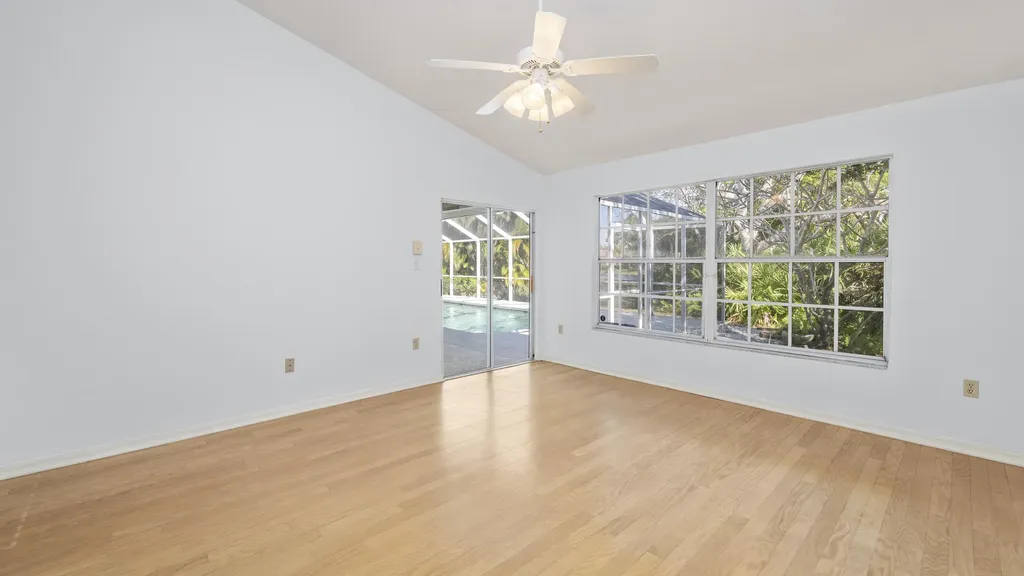 60 Brampton Lane Naples FL 34104