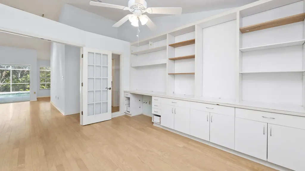 60 Brampton Lane Naples FL 34104