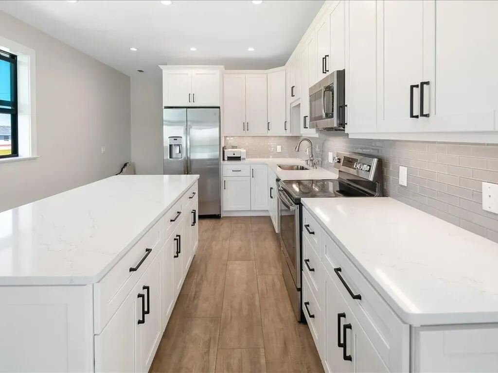 232 Harbor Place N Goodland FL 34140