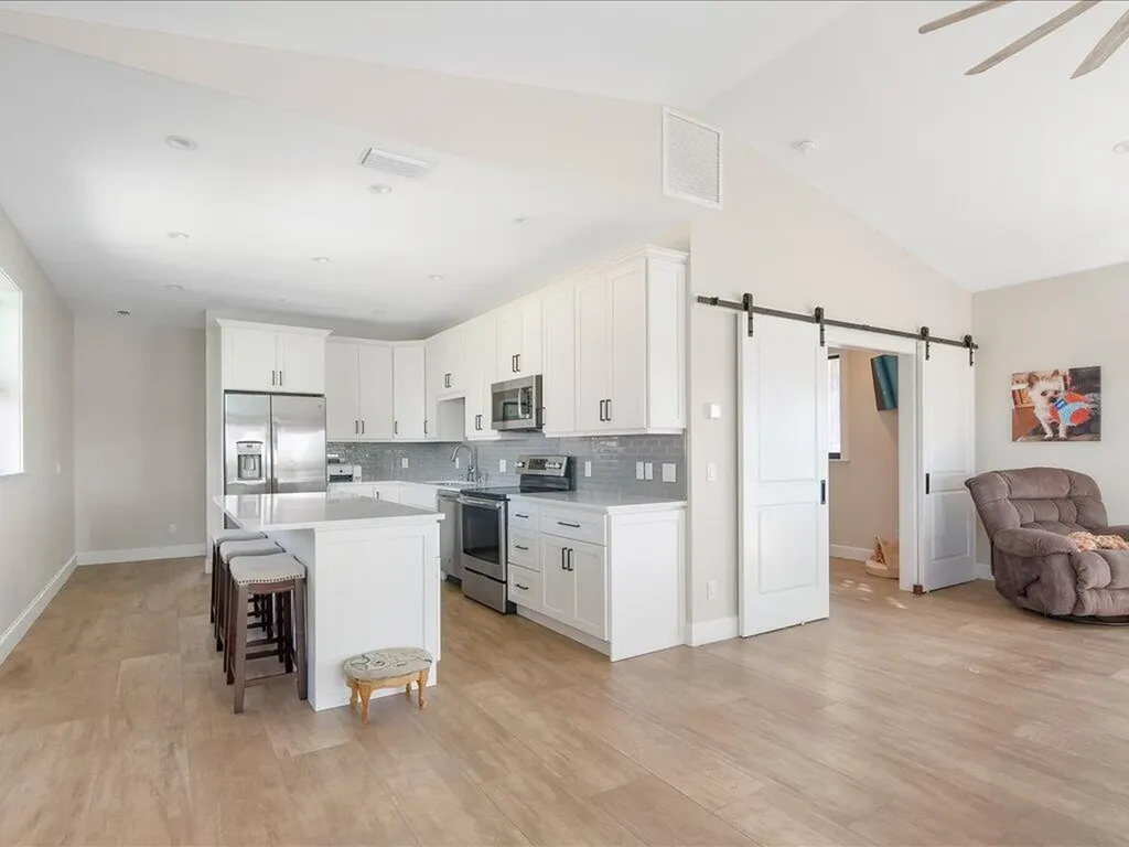 232 Harbor Place N Goodland FL 34140