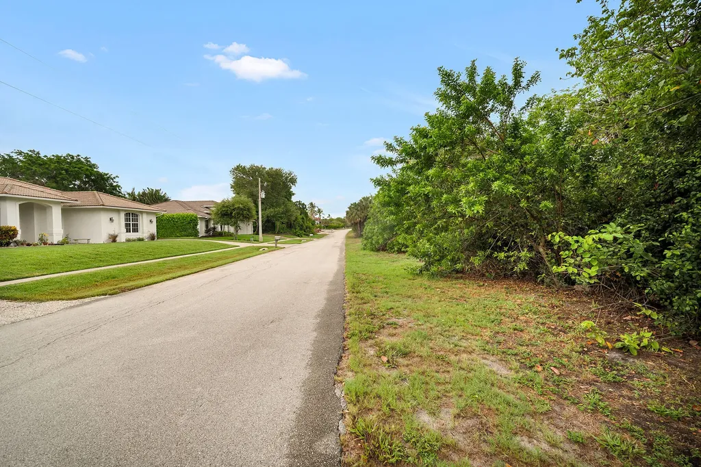 2023 Sheffield Avenue Marco Island FL 34145