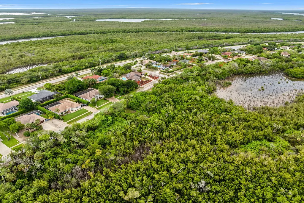 2023 Sheffield Avenue Marco Island FL 34145