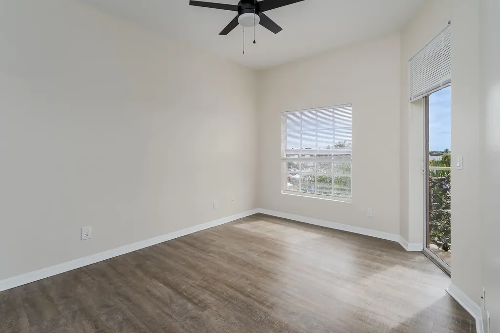 886 Park Avenue Marco Island FL 34145